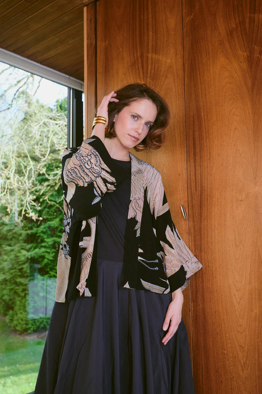 Crane black crepe kimono