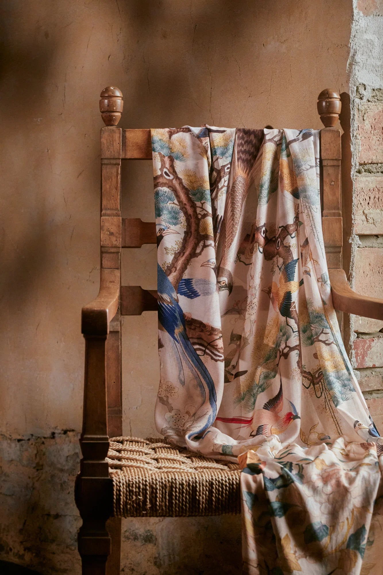Hummingbird nude scarf