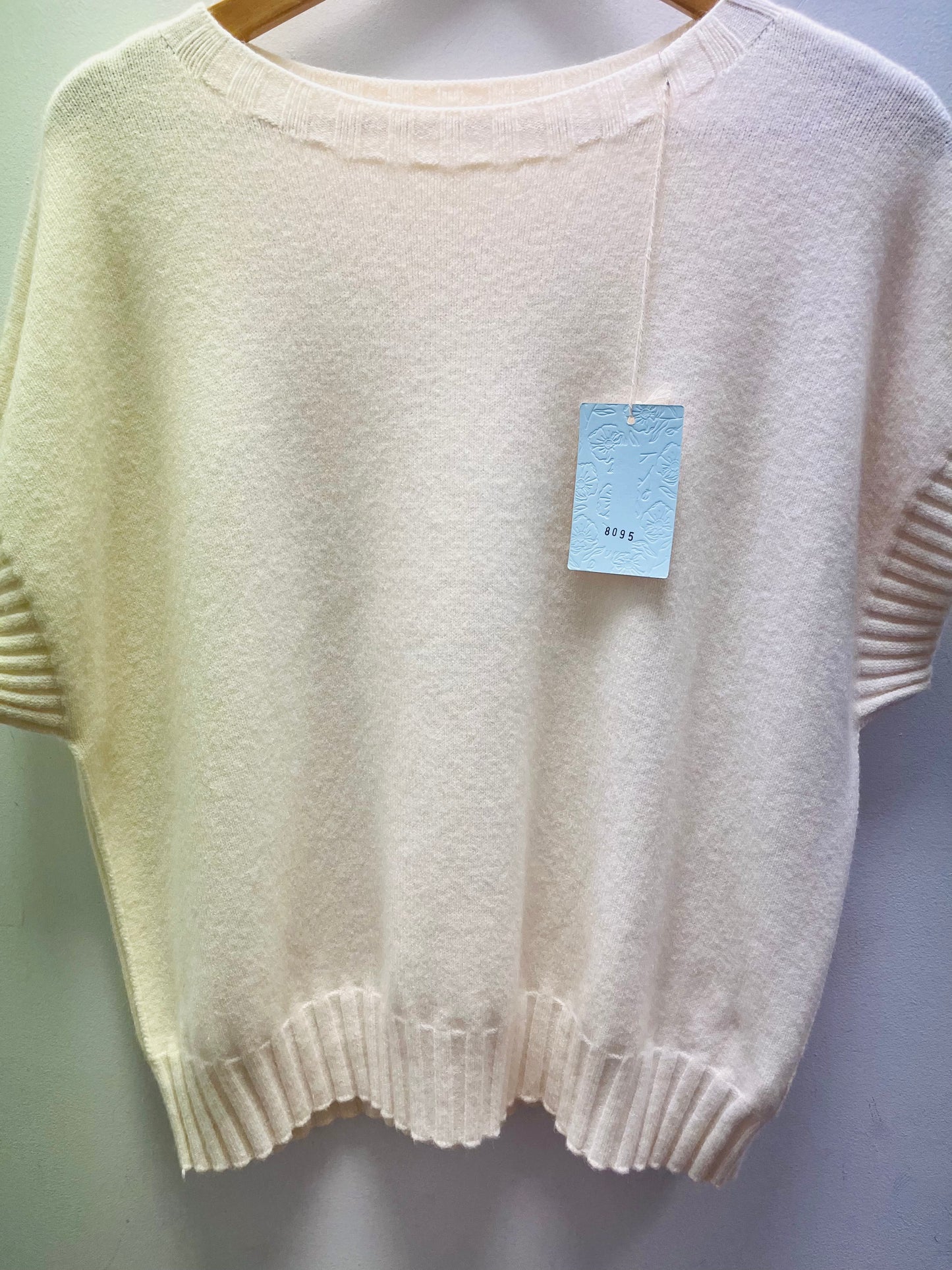 Jo sleeveless jumper