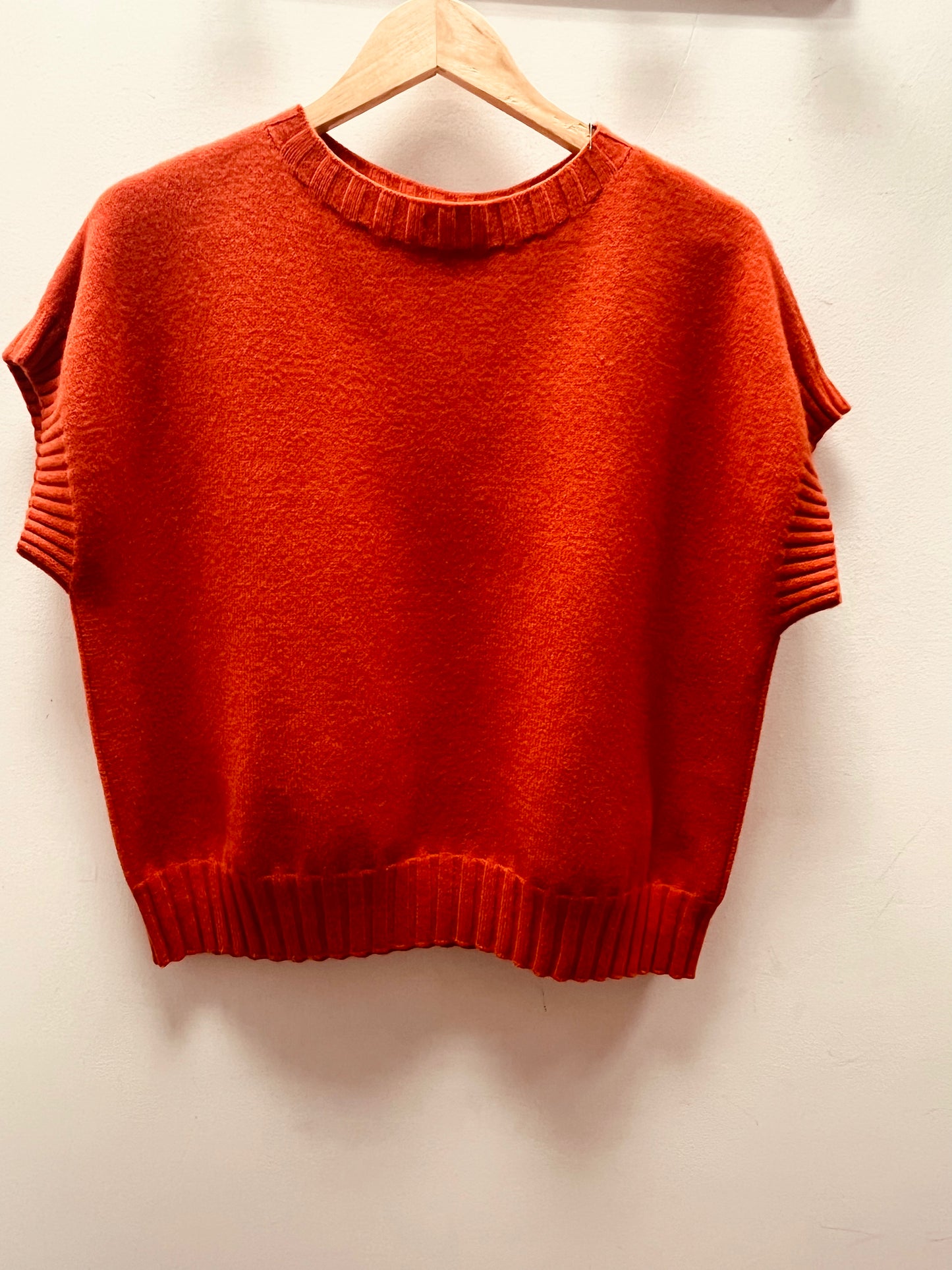 Jo sleeveless jumper