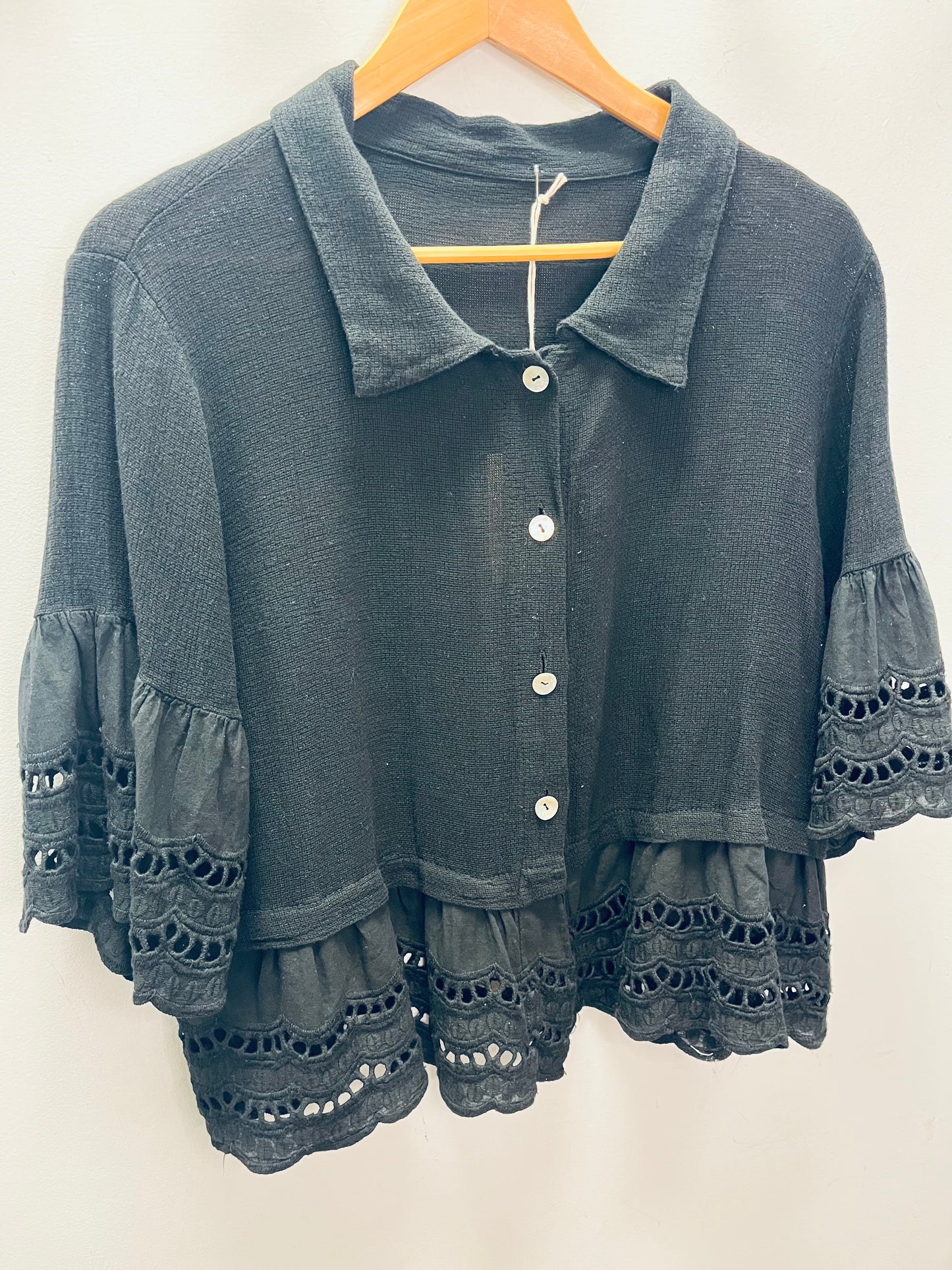 Washed linen Iris top