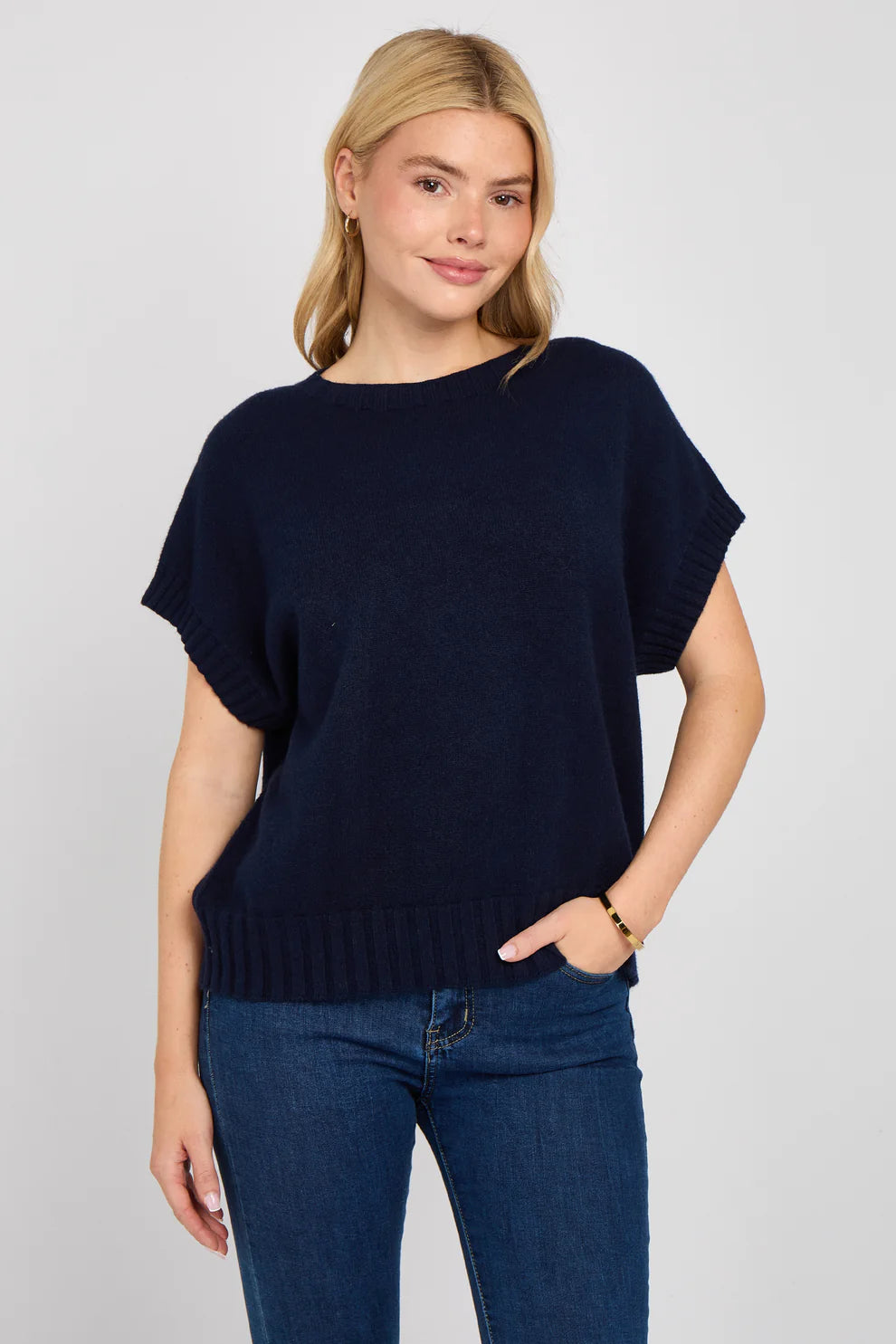 Jo sleeveless jumper